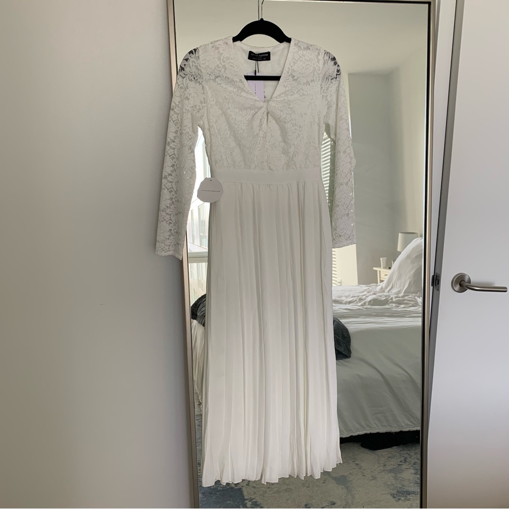 Little Mistress x ModCloth Lacing Down the Aisle Maxi Dress White NWT Size 6 - Picture 2 of 5